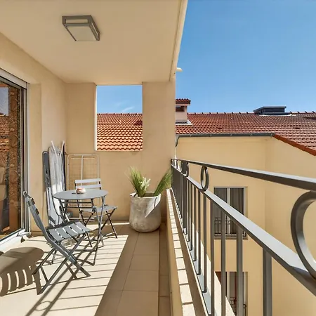1 - Ascenseur - Balcon - Proche Du Palais Κάννες