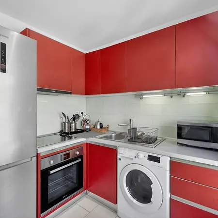 1 Chambre - Ascenseur - Balcon - Proche Du Palais