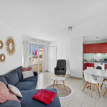 1 Chambre - Ascenseur - Balcon - Proche Du Palais * Cannes